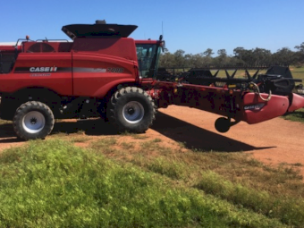 2010 Case IH 7088 Header With 3152 Front And Trailer