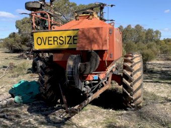 42' Horwood Bagshaw Chisel Plough with 4000L Horwood Bagshaw Aircart