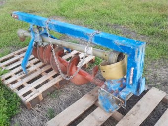 2003 Post Hole Digger