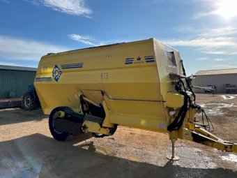 2005 Sgariblodi 17ST Feed Mixer