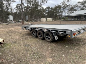 Flat top trailer 5.5m x2.5m tray