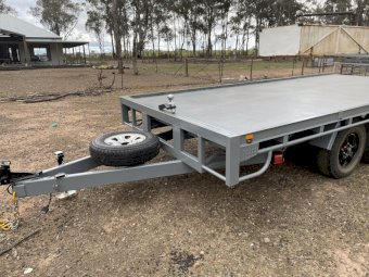Flat top trailer 5.5m x2.5m tray
