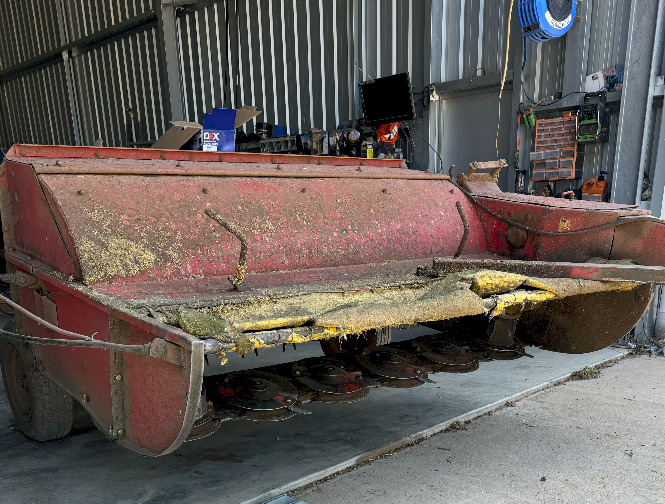 Taarup 306 Flail Mower Conditioner