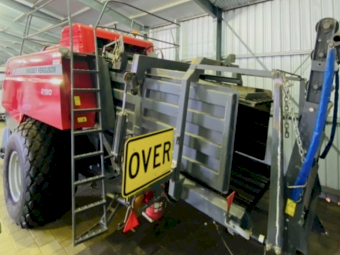 Massey Ferguson 2190 baler