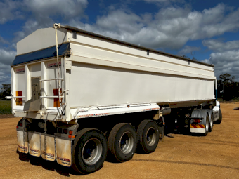 2004 Hamelex White Chassis Tipper Trailer