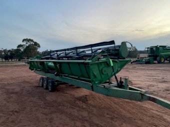John Deere 9610 Header With 930 Front
