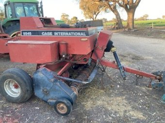 Case/IH 8545 Small Square Baler
