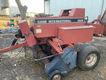 Case/IH 8545 Small Square Baler