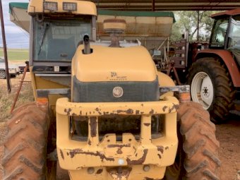 1999 New Holland LM 630 Telehandler