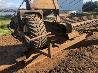 Knuckey 12 Ft Canola Pick Up Front