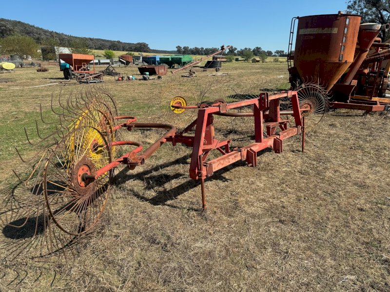 8 Wheel Hay Rake