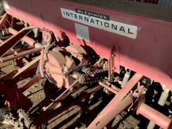 International 28 Row Combine