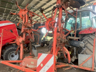 Kuhn GF8501 Tedder Rake