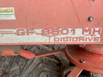 Kuhn GF8501 Tedder Rake