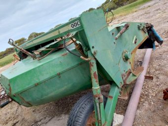 $1500.00  John Deere 920 Mower Conditioner