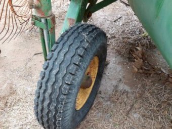 $1500.00  John Deere 920 Mower Conditioner