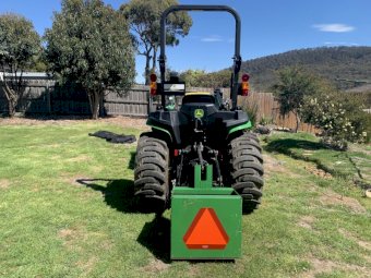 2019 John Deere 3038 E Tractor