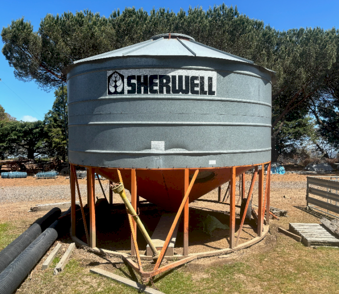 Sherwell 1411D Field Bin with Auger