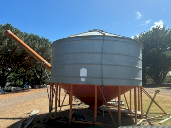 Sherwell 1411D Field Bin with Auger