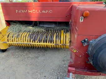 New Holland 575 Small Baler with 15 bale Jadan Accumulator