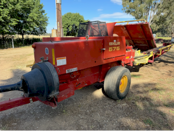 New Holland 575 Small Baler with 15 bale Jadan Accumulator