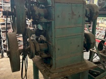 Cliff n Bunting Chaff Cutter 5 Blade (Open to Offers)