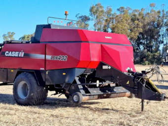 Case IH LBX432 Large Square Baler