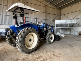 2012 NH Workmaster 45 FWA with Challenge FEL