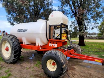 2010 Bourgault LFC-AU 7000L Liquid Cart