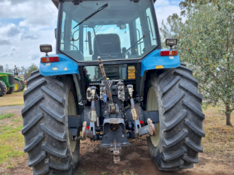 New Holland 8560 Tractor