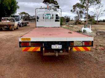 2015 Isuzu FSR 850 Tray Top Truck