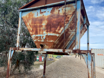 Fertiliser Bin on Legs