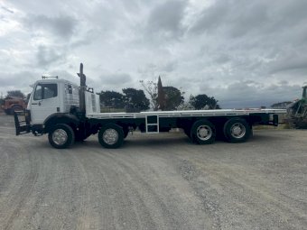 Mercedes Benz Tray Truck