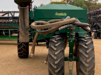 1996 SIMPLICITY 5700TT2