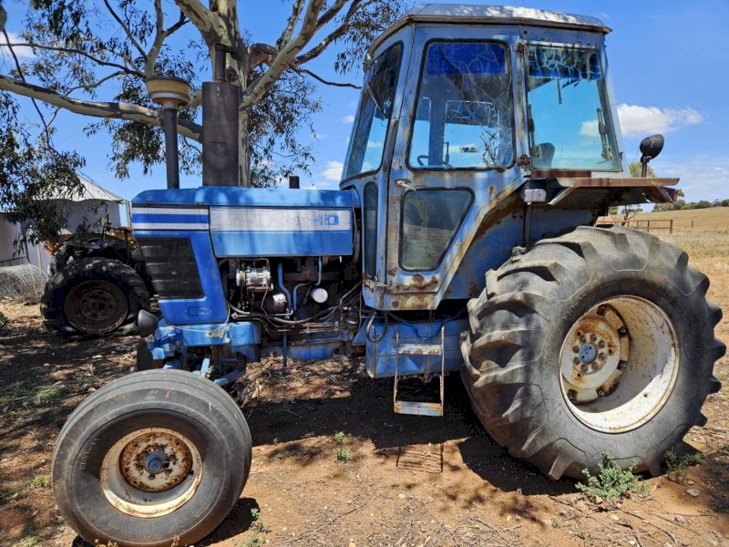 Ford 7700 Tractor