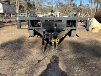 Tri axle Flat top trailer