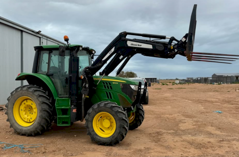 2021 John Deere 6110M