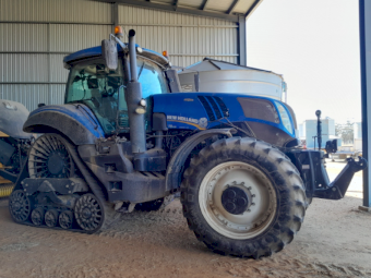2015 New Holland T8.435 SmartTrax Tractor