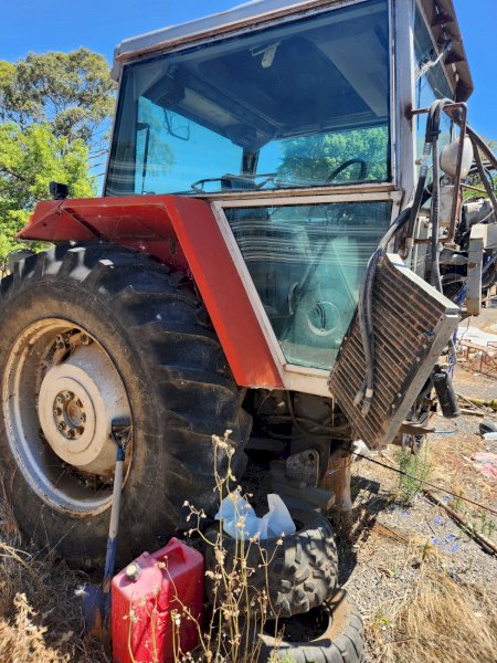 Massey Ferguson 2640 FWA Tractor