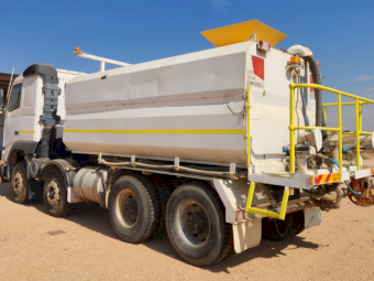 1995 Volvo Water Tanker