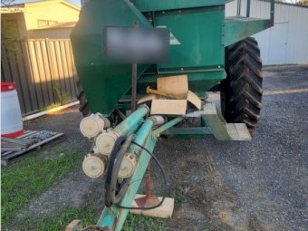 Simplicity 4000 Air Cart