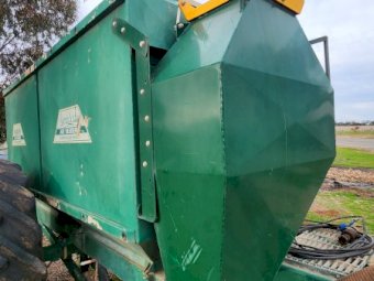 Simplicity 4000 Air Cart