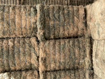 400 Bales of 24' Season vetch Hay A1