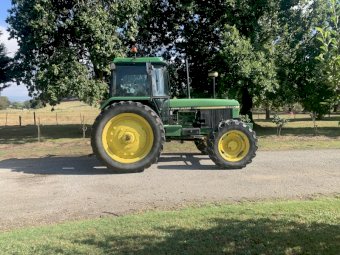 1993 John Deere 3350 4x4 Tractor