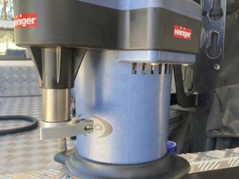 Heiniger Evo shearing plant with bracket and down tube