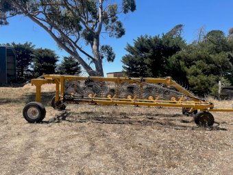 Elsworth 12 Wheel Hay V Rake
