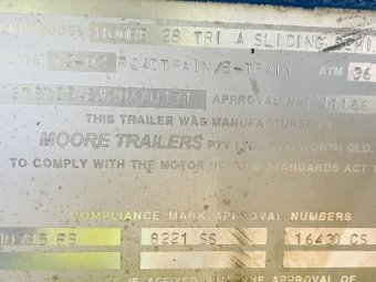 2002 Moore Sliding A trailer