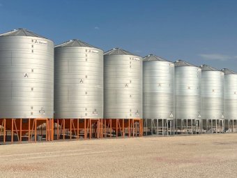 2014 Ahrens 118T Sealed Silo's x 7