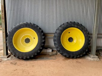 John Deere Outside Dual Rims and Tyres