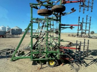 John Deere 1610 Chisel Plough and Morris 41Ft Harrows